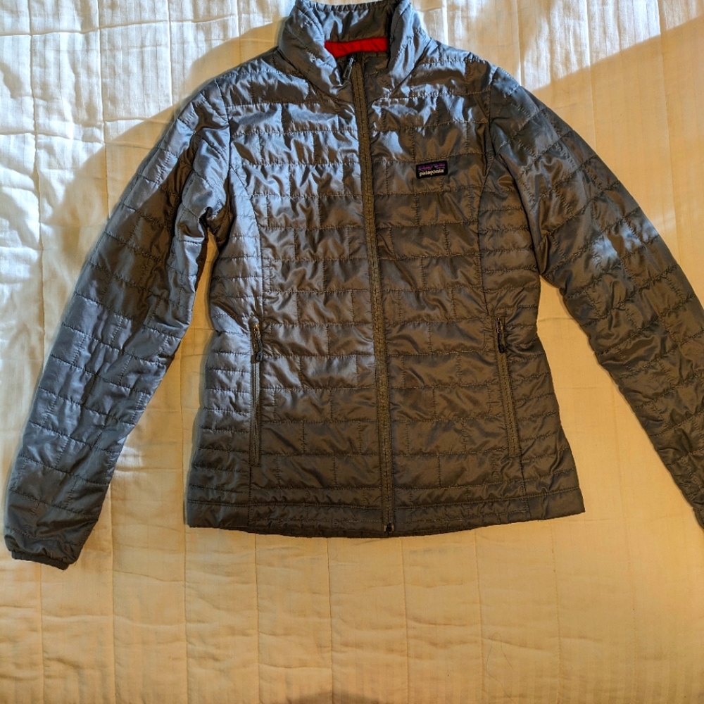 Patagonia Nano Puff Woman's Medium